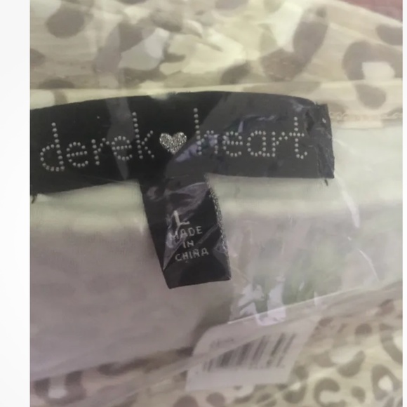 Derek Heart Animal Crystal Print Pajama Set Large NEW - Picture 6 of 7